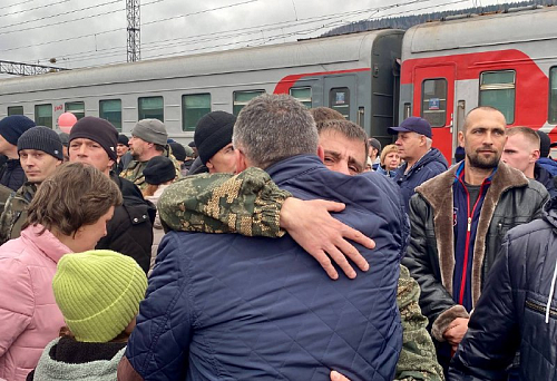 Первых мобилизованных проводили в Усть-Куте 
