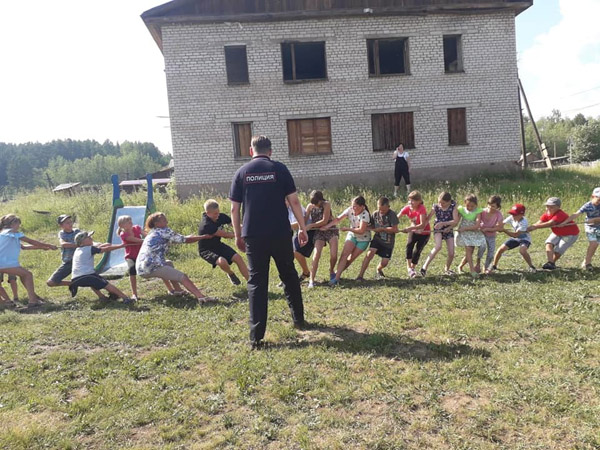 Муниципальный фестиваль "Безопасное детство" продолжается в Усть-Кутском районе.
