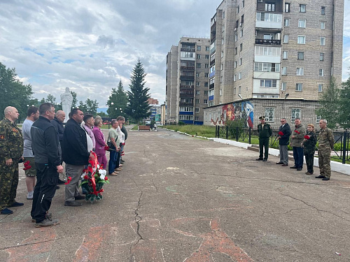 В Усть-Куте прошёл митинг в честь Дня ветеранов боевых действий