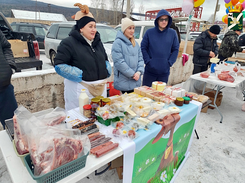 В Усть-Куте успешно прошла осенняя сельскохозяйственная ярмарка