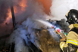 Жительница города Усть-Кута спасена на пожаре прошлой ночью