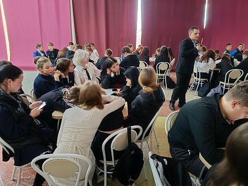 В Усть-Куте прошёл первый областной образовательный интенсив по профилактике экстремизма и терроризма среди молодёжи