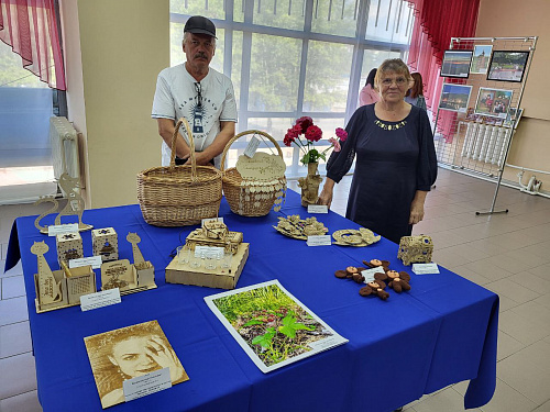 Выставка-ярмарка технического и народного творчества инвалидов «И невозможное возможно…» прошла в Усть-Куте