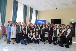 Более 400 волонтеров прошли обучение сестринскому делу в Иркутской области