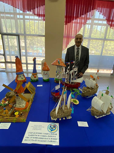 Выставка-ярмарка технического и народного творчества инвалидов «И невозможное возможно…» прошла в Усть-Куте