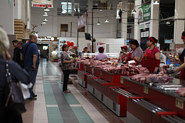 В Иркутской области на 13 социально значимых продовольственных товаров снизились цены