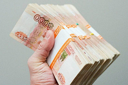 В Усть-Куте вахтовик под предлогом «поимки преступников» перевел мошенникам 3,5 миллионов рублей 
