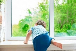 Открытое окно - опасность для ребёнка!