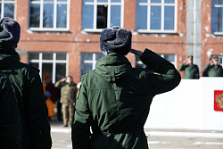 В весенний призыв 2024 года в Вооруженные силы России отправятся служить около трех тысяч жителей Иркутской области