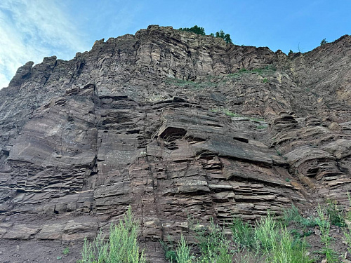 Географические объекты Иркутской области: Утёс Шаманский