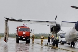 В Усть-Куте самолет Ан-24  совершил аварийную посадку при заходе на посадку