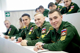 О возможности получения высшего образования в военно-учебных заведениях