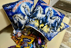 Фонд Марины Седых дарит подарки детям Усть-Кутского района