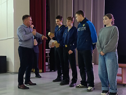 В Усть-Куте прошёл первый областной образовательный интенсив по профилактике экстремизма и терроризма среди молодёжи