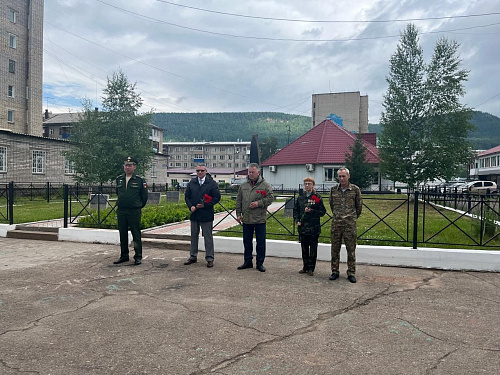 В Усть-Куте прошёл митинг в честь Дня ветеранов боевых действий