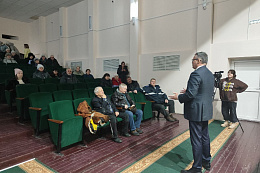 Мэр Сергей Анисимов завершил серию встреч с устькутянами 