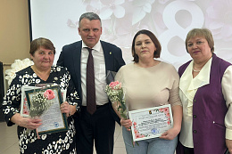 Наши женщины — это сила и душа района!