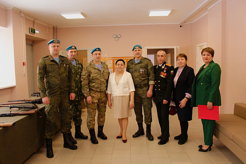 1 марта в Усть-Куте почтили память десантников 6-ой роты и нашего земляка Андрея Шерстянникова