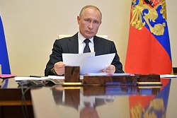 Президент РФ Владимир Путин продлил выходные до 11 мая включительно