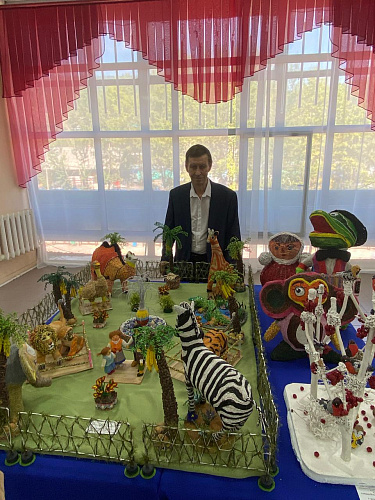 Выставка-ярмарка технического и народного творчества инвалидов «И невозможное возможно…» прошла в Усть-Куте