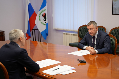 Игорь Кобзев провел рабочую встречу с управляющим Отделением Социального фонда России по Иркутской области Алексеем Макаровым