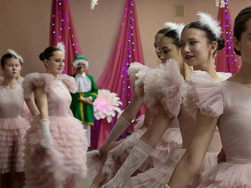 В Усть-Кутском районе впервые прошёл инклюзивный бал для детей с особенностями здоровья